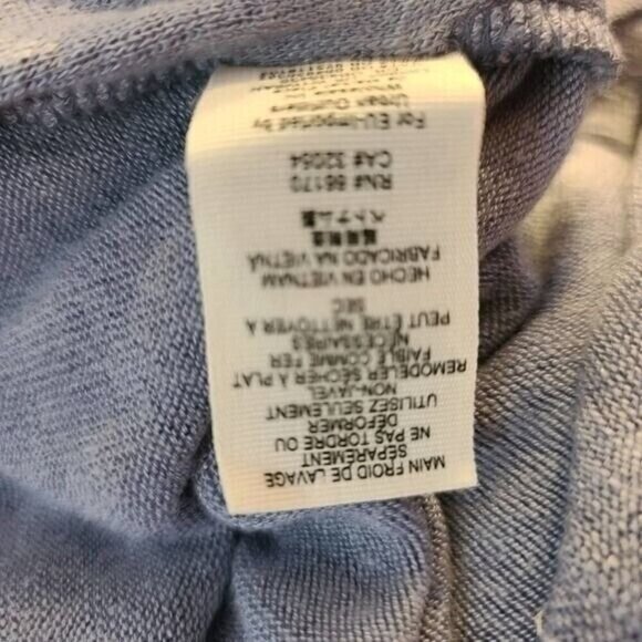 Free People Miss Rose V-Neck Bubble Hemline Blouse Lilac Size X-Small‎ - Picture 3 of 9